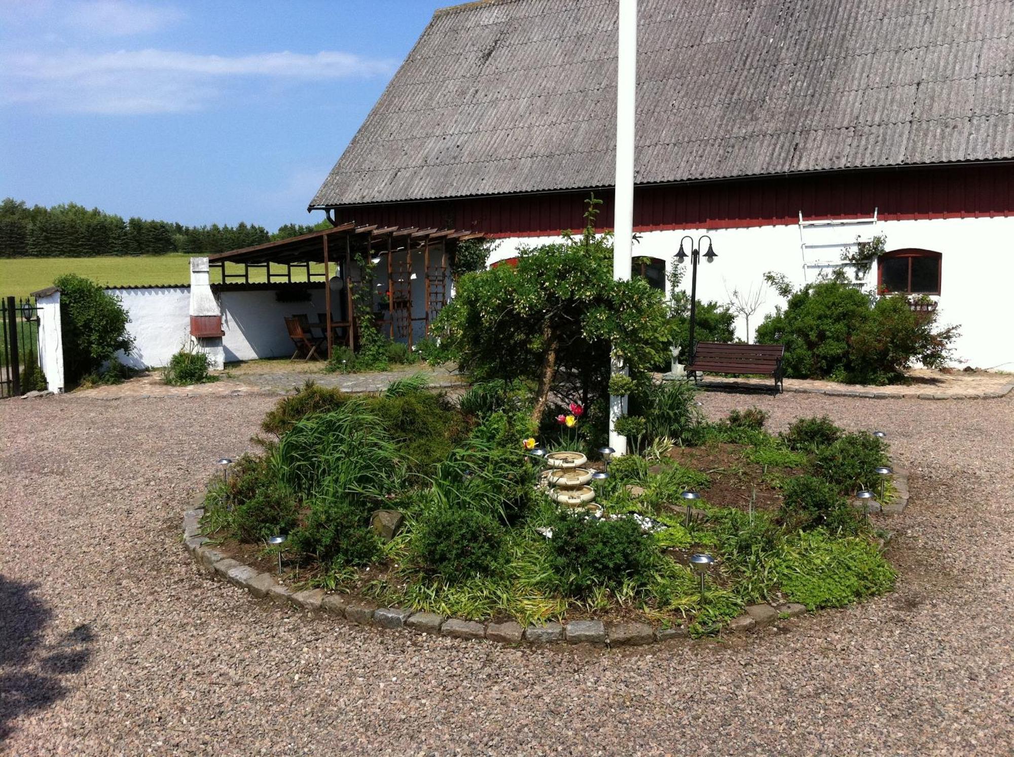 Mattisgarden Bed & Breakfast Ostra Ljungby ภายนอก รูปภาพ